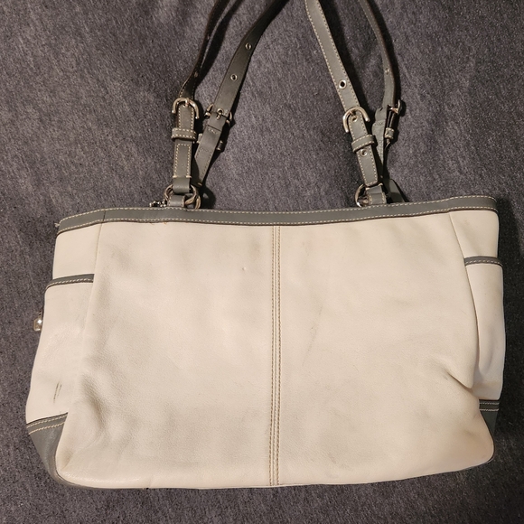 Coach handbag - Picture 6 of 12